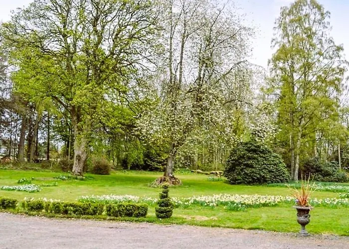 Reidochie Stables Luxury Haven Overlooking Garden