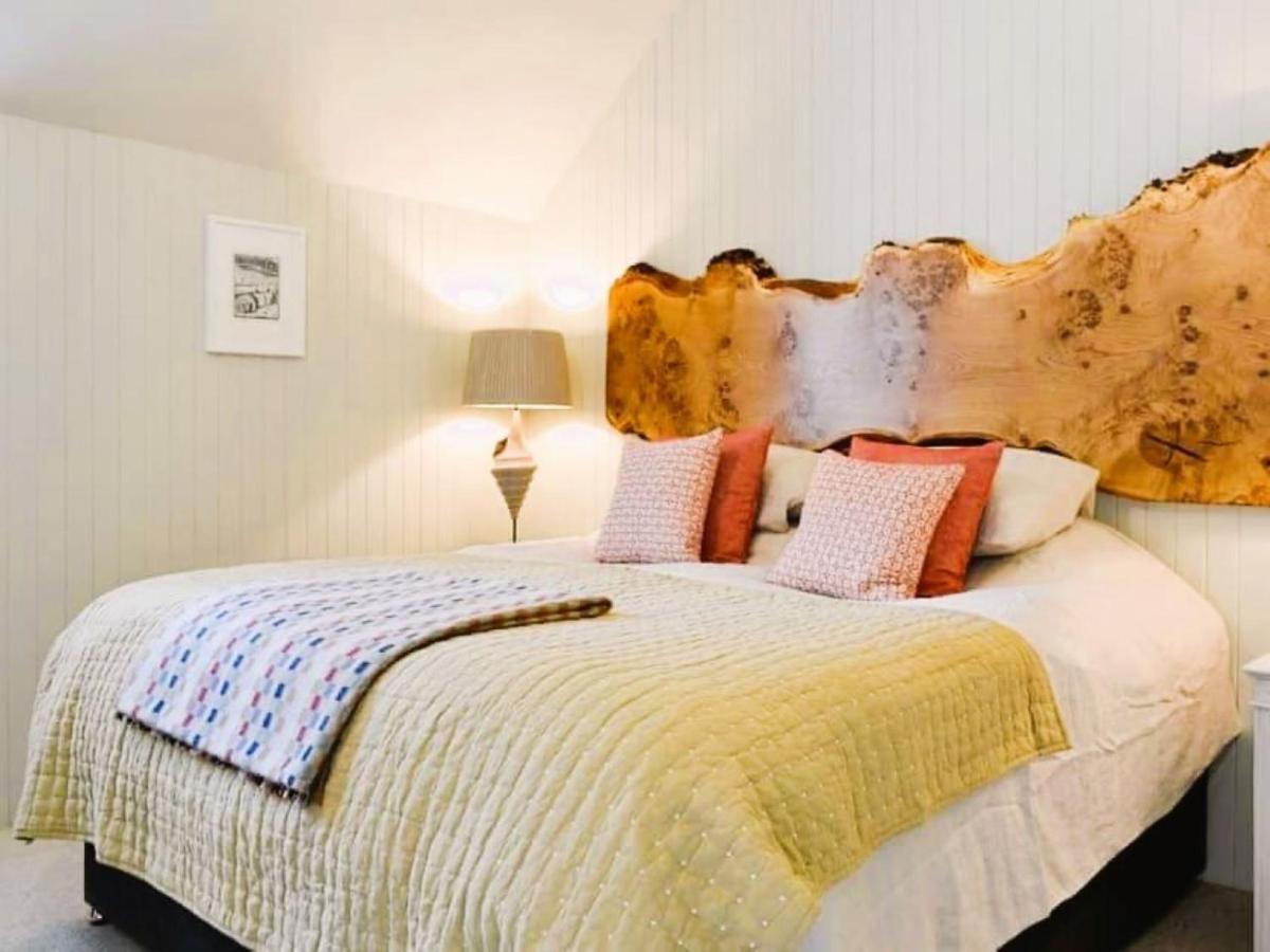 Reidochie Stables Luxury Haven Overlooking Garden Apartment *