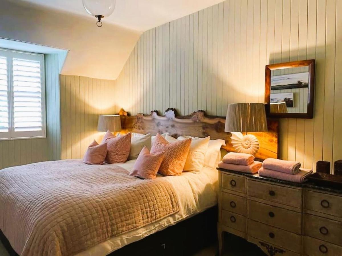 Reidochie Stables Luxury Haven Overlooking Garden Blairgowrie and Rattray