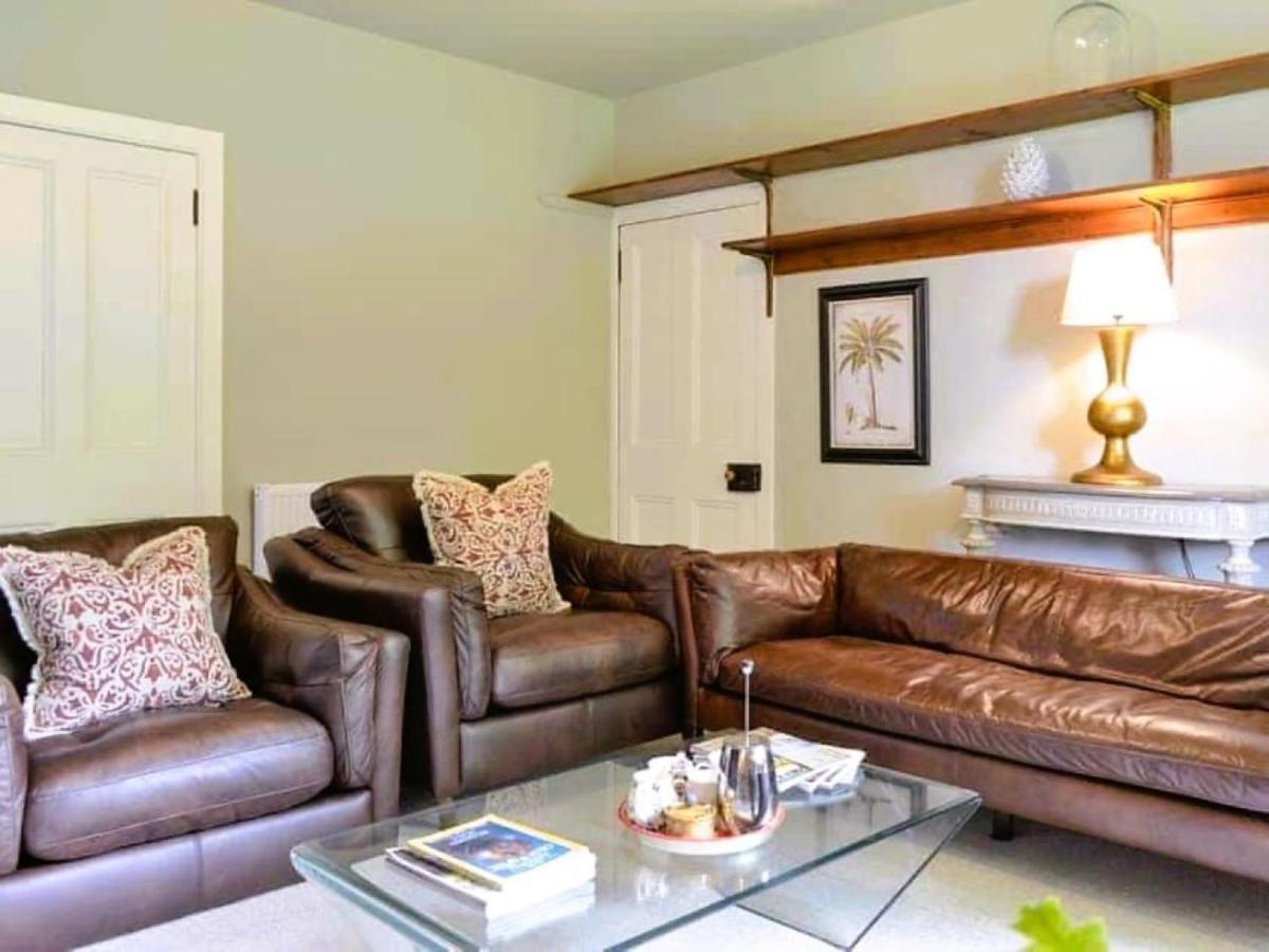 Apartment Reidochie Stables Luxury Haven Overlooking Garden *